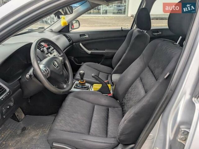 Сірий Хонда Аккорд, об'ємом двигуна 2 л та пробігом 200 тис. км за 3950 $, фото 19 на Automoto.ua