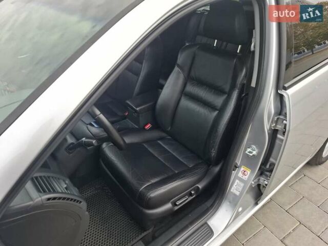 Серый Хонда Аккорд, объемом двигателя 2.35 л и пробегом 248 тыс. км за 7500 $, фото 9 на Automoto.ua