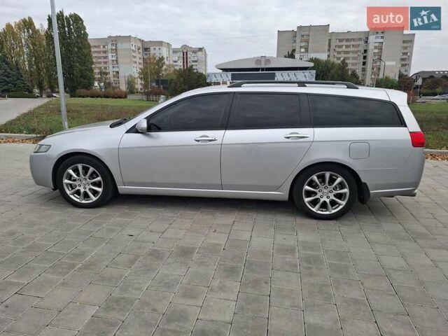 Серый Хонда Аккорд, объемом двигателя 2.35 л и пробегом 248 тыс. км за 7500 $, фото 4 на Automoto.ua