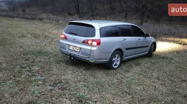 Серый Хонда Аккорд, объемом двигателя 2.2 л и пробегом 270 тыс. км за 5600 $, фото 1 на Automoto.ua