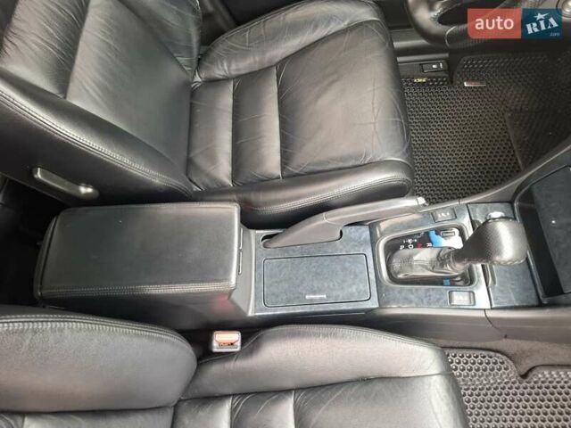 Серый Хонда Аккорд, объемом двигателя 2.35 л и пробегом 248 тыс. км за 7500 $, фото 18 на Automoto.ua