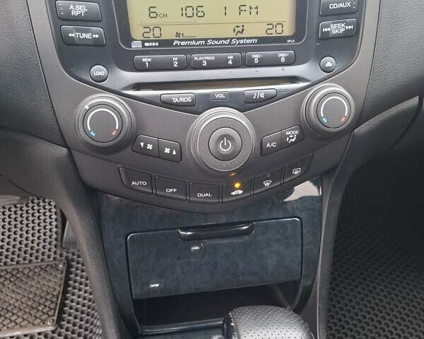 Серый Хонда Аккорд, объемом двигателя 2.35 л и пробегом 248 тыс. км за 7500 $, фото 22 на Automoto.ua