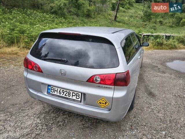 Серый Хонда Аккорд, объемом двигателя 2.2 л и пробегом 328 тыс. км за 2999 $, фото 8 на Automoto.ua