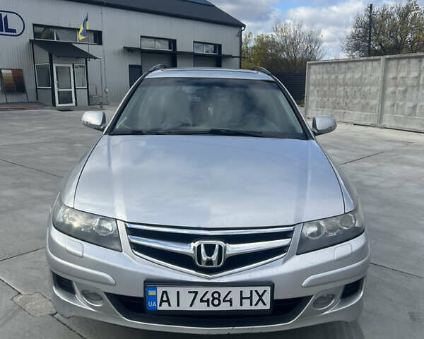 Серый Хонда Аккорд, объемом двигателя 2.35 л и пробегом 272 тыс. км за 6000 $, фото 2 на Automoto.ua