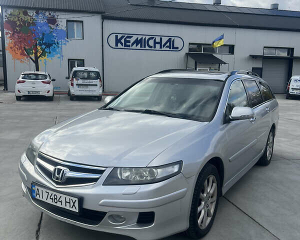 Серый Хонда Аккорд, объемом двигателя 2.35 л и пробегом 272 тыс. км за 6000 $, фото 1 на Automoto.ua