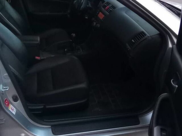 Серый Хонда Аккорд, объемом двигателя 2.2 л и пробегом 294 тыс. км за 3132 $, фото 5 на Automoto.ua