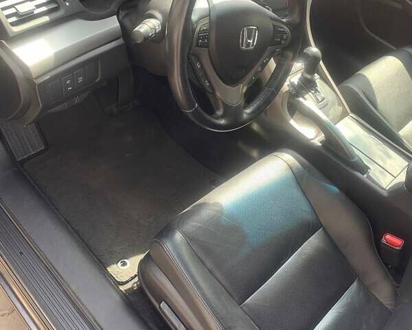 Серый Хонда Аккорд, объемом двигателя 2.4 л и пробегом 200 тыс. км за 11500 $, фото 31 на Automoto.ua