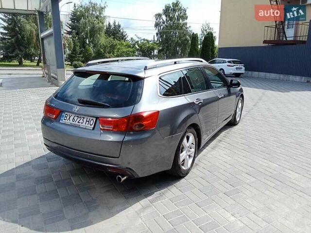 Сірий Хонда Аккорд, об'ємом двигуна 2 л та пробігом 215 тис. км за 8500 $, фото 5 на Automoto.ua