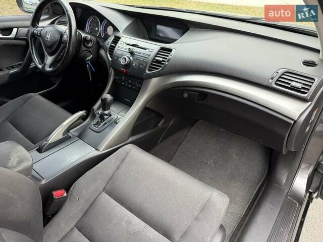 Сірий Хонда Аккорд, об'ємом двигуна 0 л та пробігом 175 тис. км за 6300 $, фото 45 на Automoto.ua