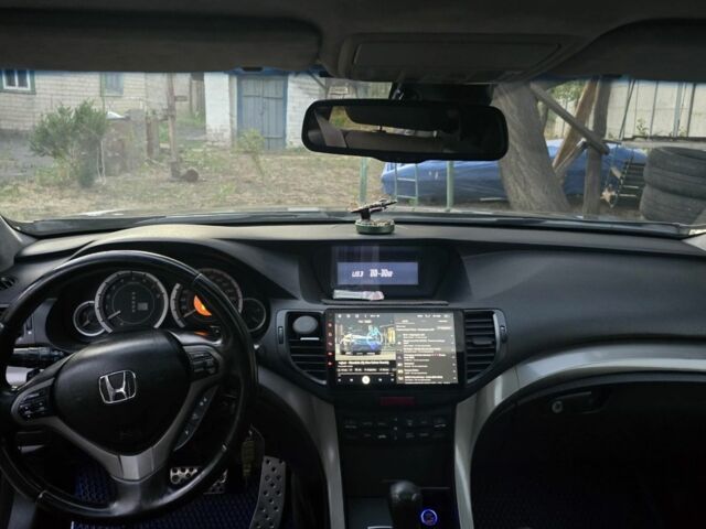 Сірий Хонда Аккорд, об'ємом двигуна 2.4 л та пробігом 281 тис. км за 7000 $, фото 5 на Automoto.ua