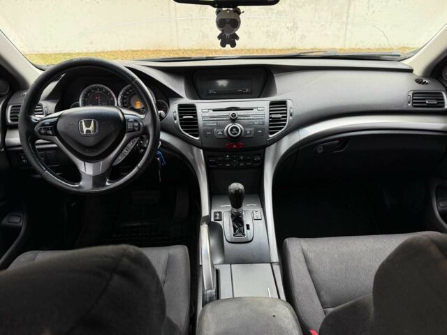 Сірий Хонда Аккорд, об'ємом двигуна 2 л та пробігом 175 тис. км за 6300 $, фото 21 на Automoto.ua