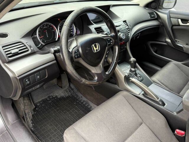 Сірий Хонда Аккорд, об'ємом двигуна 2 л та пробігом 175 тис. км за 6300 $, фото 14 на Automoto.ua