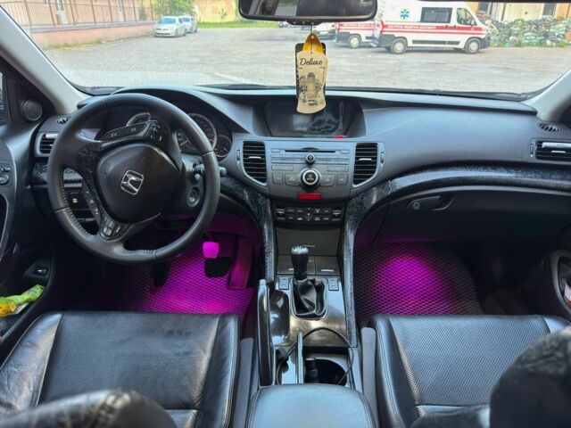 Сірий Хонда Аккорд, об'ємом двигуна 2.2 л та пробігом 330 тис. км за 8200 $, фото 11 на Automoto.ua