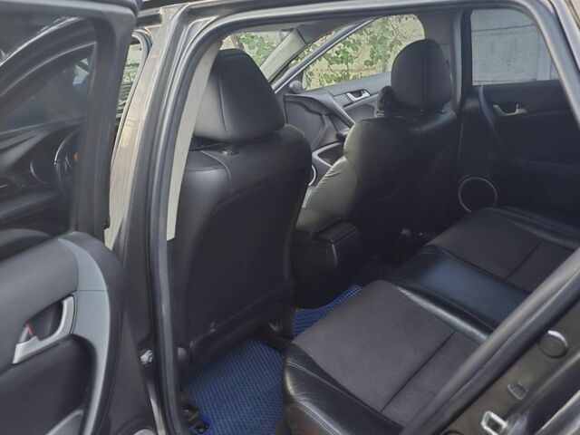 Сірий Хонда Аккорд, об'ємом двигуна 2.4 л та пробігом 281 тис. км за 7000 $, фото 3 на Automoto.ua