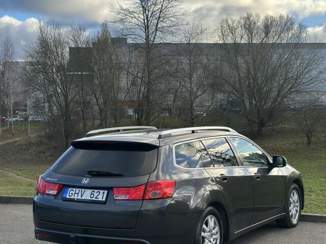 Серый Хонда Аккорд, объемом двигателя 2.2 л и пробегом 506 тыс. км за 3699 $, фото 3 на Automoto.ua