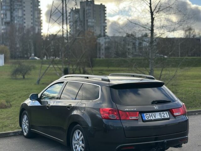 Серый Хонда Аккорд, объемом двигателя 2.2 л и пробегом 506 тыс. км за 3699 $, фото 2 на Automoto.ua