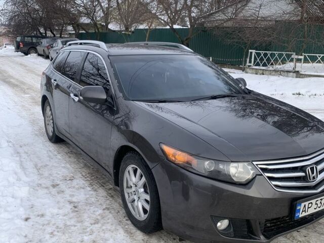 Серый Хонда Аккорд, объемом двигателя 2.2 л и пробегом 266 тыс. км за 9550 $, фото 1 на Automoto.ua