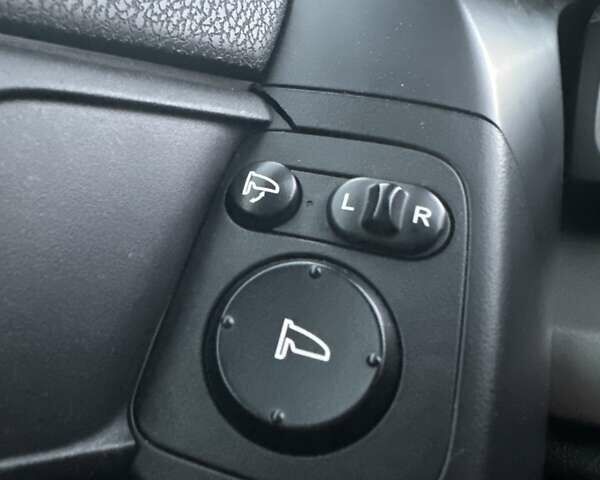 Сірий Хонда Аккорд, об'ємом двигуна 2.2 л та пробігом 271 тис. км за 8700 $, фото 29 на Automoto.ua