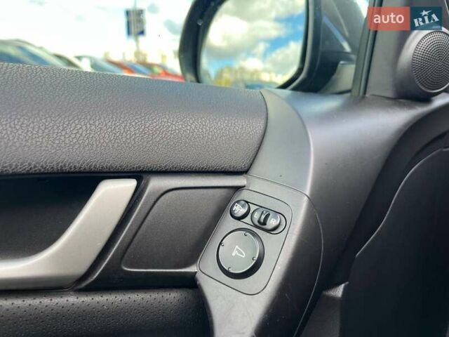 Серый Хонда Аккорд, объемом двигателя 2.35 л и пробегом 244 тыс. км за 9690 $, фото 16 на Automoto.ua