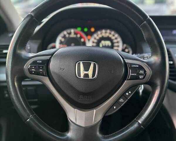 Сірий Хонда Аккорд, об'ємом двигуна 2.2 л та пробігом 271 тис. км за 8700 $, фото 26 на Automoto.ua