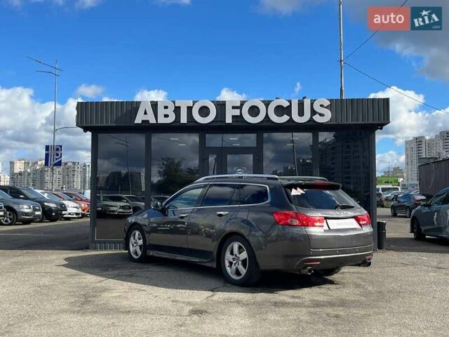 Серый Хонда Аккорд, объемом двигателя 2.35 л и пробегом 244 тыс. км за 9690 $, фото 4 на Automoto.ua