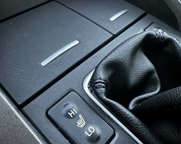 Сірий Хонда Аккорд, об'ємом двигуна 2.2 л та пробігом 271 тис. км за 8700 $, фото 39 на Automoto.ua