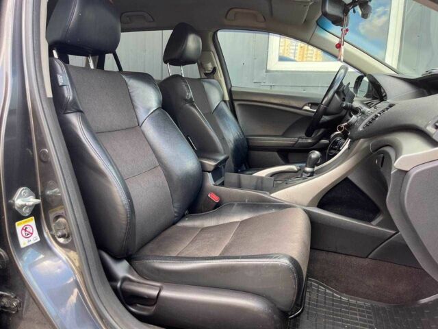 Сірий Хонда Аккорд, об'ємом двигуна 2.4 л та пробігом 244 тис. км за 9190 $, фото 10 на Automoto.ua