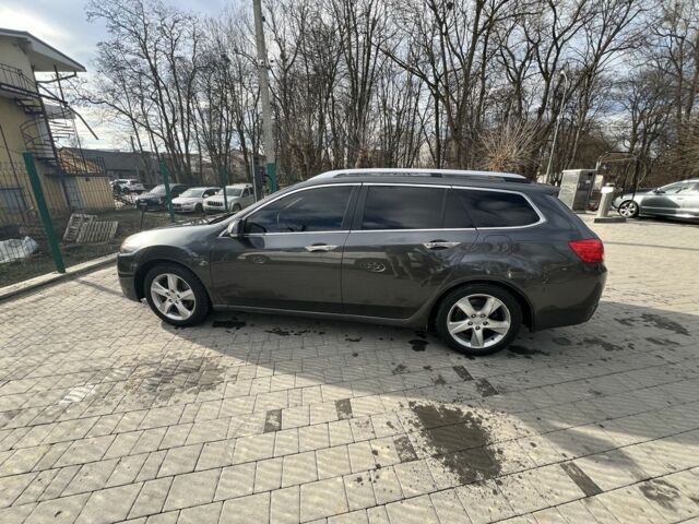 Серый Хонда Аккорд, объемом двигателя 2.4 л и пробегом 213 тыс. км за 10200 $, фото 6 на Automoto.ua