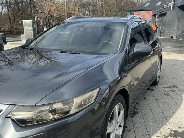 Серый Хонда Аккорд, объемом двигателя 2.4 л и пробегом 213 тыс. км за 10200 $, фото 1 на Automoto.ua