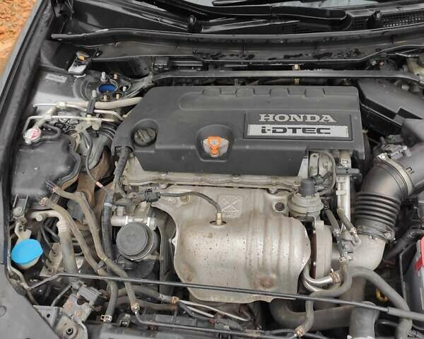 Серый Хонда Аккорд, объемом двигателя 2.2 л и пробегом 290 тыс. км за 8400 $, фото 12 на Automoto.ua