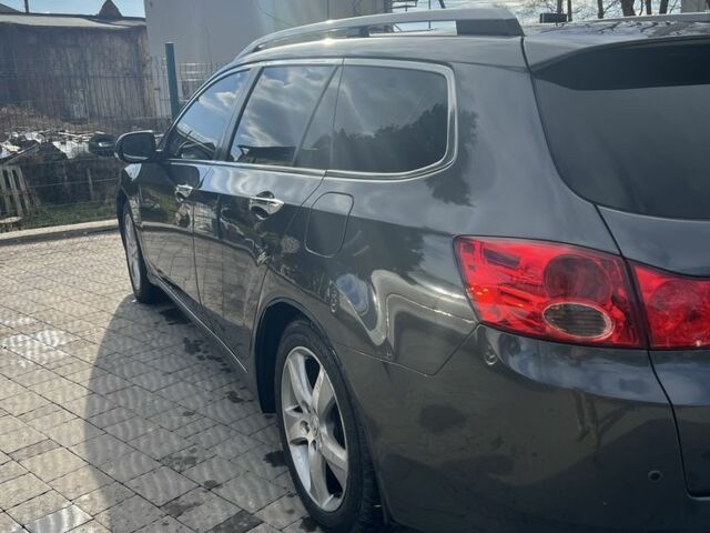 Серый Хонда Аккорд, объемом двигателя 2.4 л и пробегом 213 тыс. км за 10200 $, фото 2 на Automoto.ua