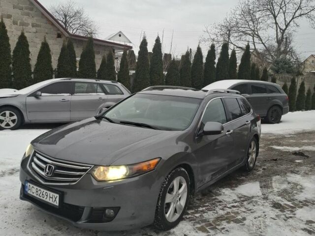 Серый Хонда Аккорд, объемом двигателя 2.2 л и пробегом 265 тыс. км за 4000 $, фото 1 на Automoto.ua