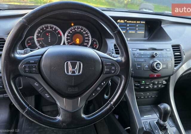 Хонда Аккорд 2012 в Львове на Automoto.ua Серый Хонда Аккорд, объемом двигателя 2.4 л и пробегом 179 тыс. км за 11900 $, фото 17 на Automoto.ua