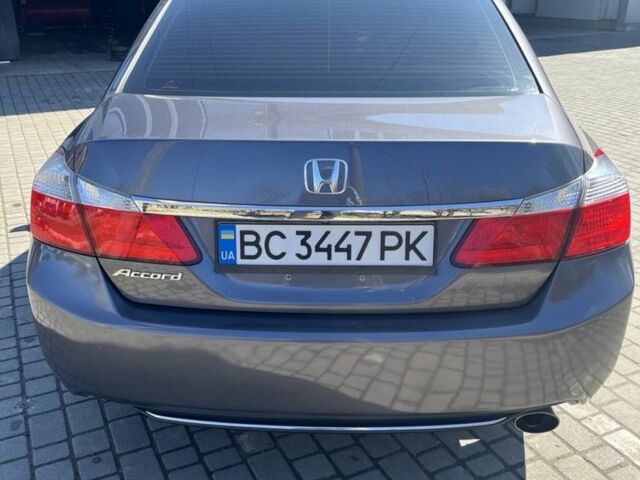 Серый Хонда Аккорд, объемом двигателя 2.4 л и пробегом 105 тыс. км за 10200 $, фото 5 на Automoto.ua