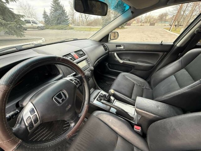 Серый Хонда Аккорд, объемом двигателя 2.2 л и пробегом 308 тыс. км за 3400 $, фото 9 на Automoto.ua