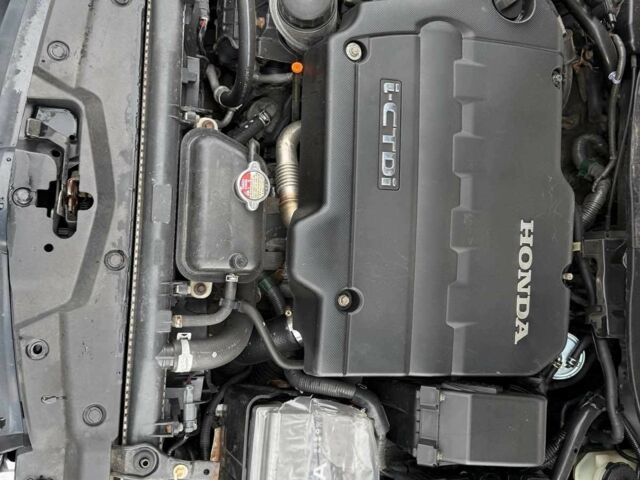 Серый Хонда Аккорд, объемом двигателя 2.2 л и пробегом 308 тыс. км за 3400 $, фото 10 на Automoto.ua