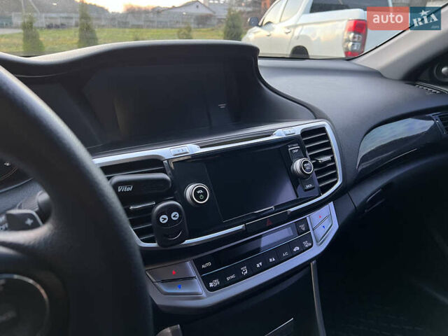 Синій Хонда Аккорд, об'ємом двигуна 2.4 л та пробігом 230 тис. км за 10700 $, фото 41 на Automoto.ua