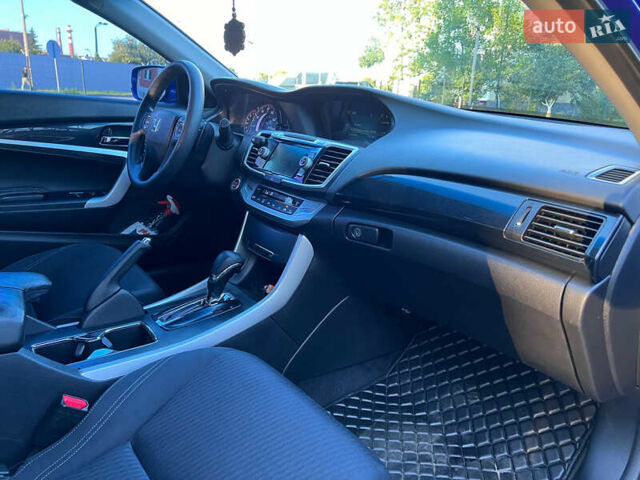 Синий Хонда Аккорд, объемом двигателя 2.4 л и пробегом 230 тыс. км за 11000 $, фото 60 на Automoto.ua