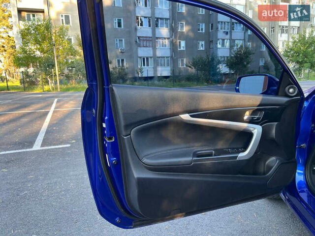 Синий Хонда Аккорд, объемом двигателя 2.4 л и пробегом 230 тыс. км за 11000 $, фото 46 на Automoto.ua