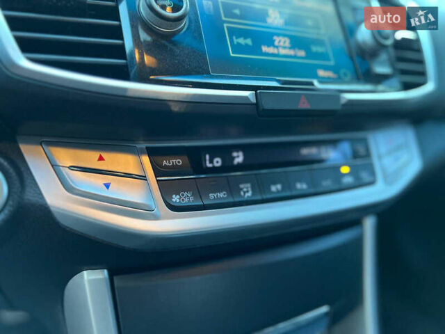 Синий Хонда Аккорд, объемом двигателя 2.4 л и пробегом 230 тыс. км за 11000 $, фото 39 на Automoto.ua