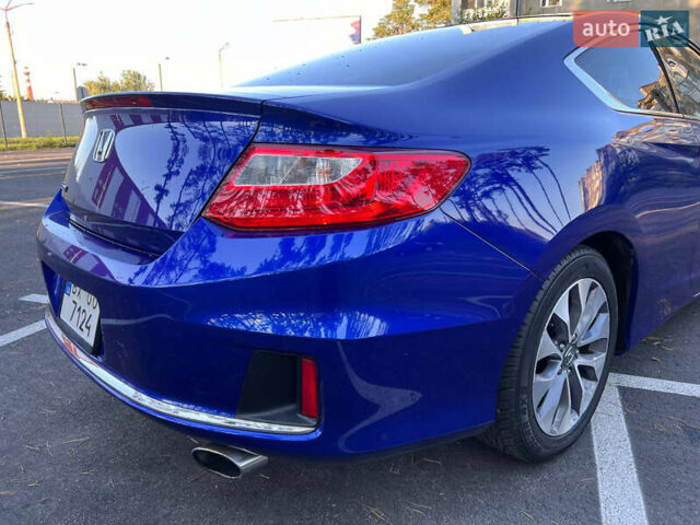 Синий Хонда Аккорд, объемом двигателя 2.4 л и пробегом 230 тыс. км за 11000 $, фото 22 на Automoto.ua