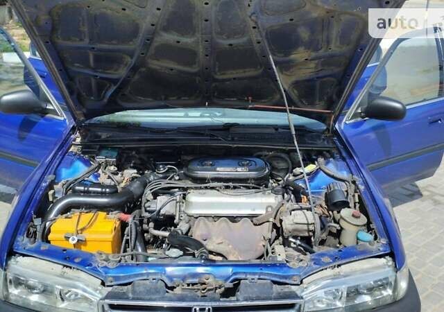 Синий Хонда Аккорд, объемом двигателя 2 л и пробегом 371 тыс. км за 1900 $, фото 7 на Automoto.ua