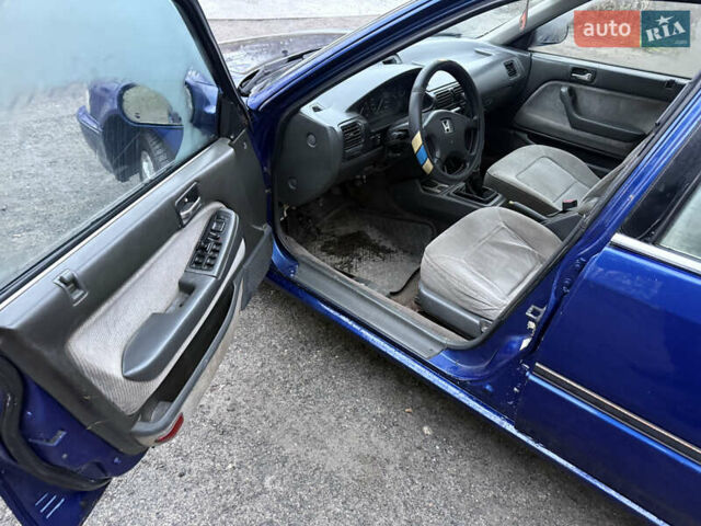 Синій Хонда Аккорд, об'ємом двигуна 2 л та пробігом 555 тис. км за 1175 $, фото 8 на Automoto.ua