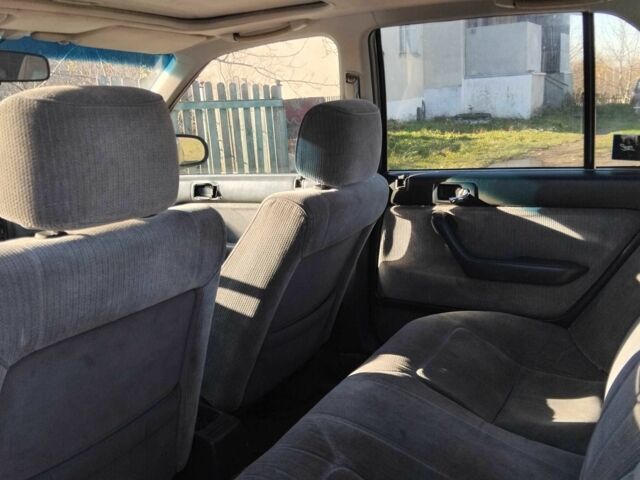 Синий Хонда Аккорд, объемом двигателя 2 л и пробегом 350 тыс. км за 1600 $, фото 7 на Automoto.ua