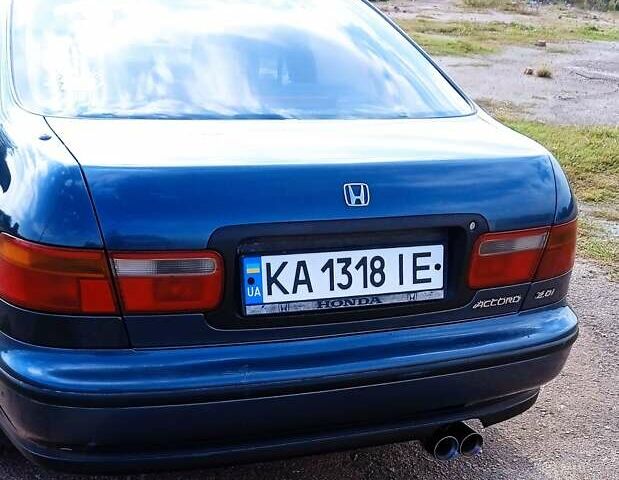 Синий Хонда Аккорд, объемом двигателя 2 л и пробегом 341 тыс. км за 3999 $, фото 65 на Automoto.ua