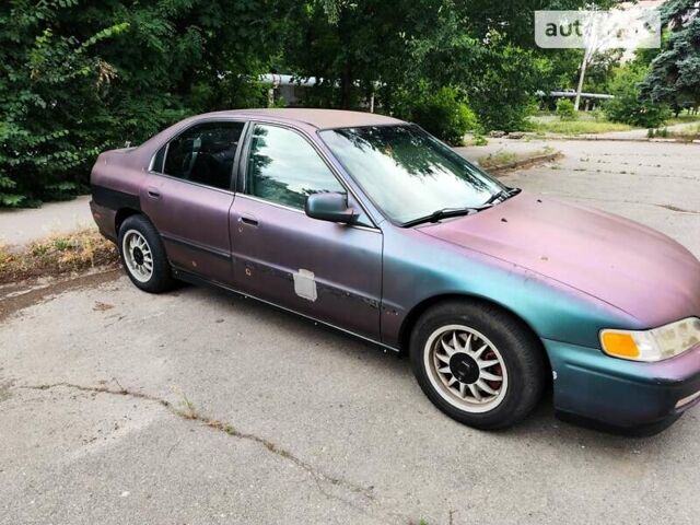 Синий Хонда Аккорд, объемом двигателя 2.2 л и пробегом 265 тыс. км за 1500 $, фото 4 на Automoto.ua