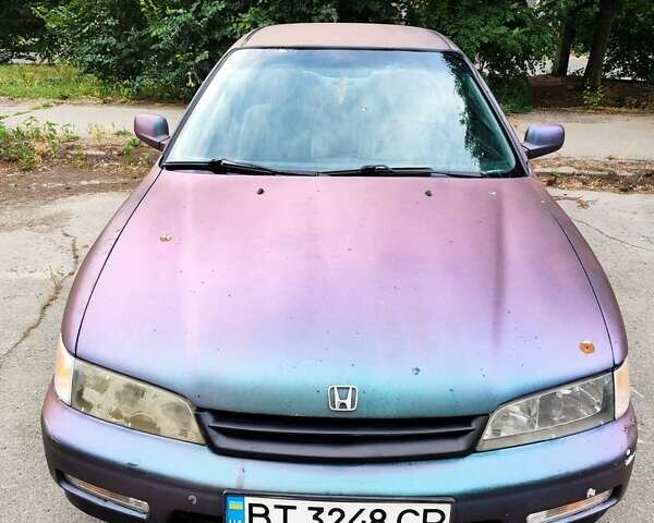 Синий Хонда Аккорд, объемом двигателя 2.2 л и пробегом 265 тыс. км за 1500 $, фото 5 на Automoto.ua