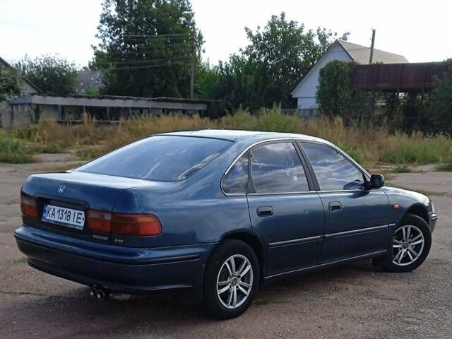 Синий Хонда Аккорд, объемом двигателя 2 л и пробегом 341 тыс. км за 3999 $, фото 64 на Automoto.ua