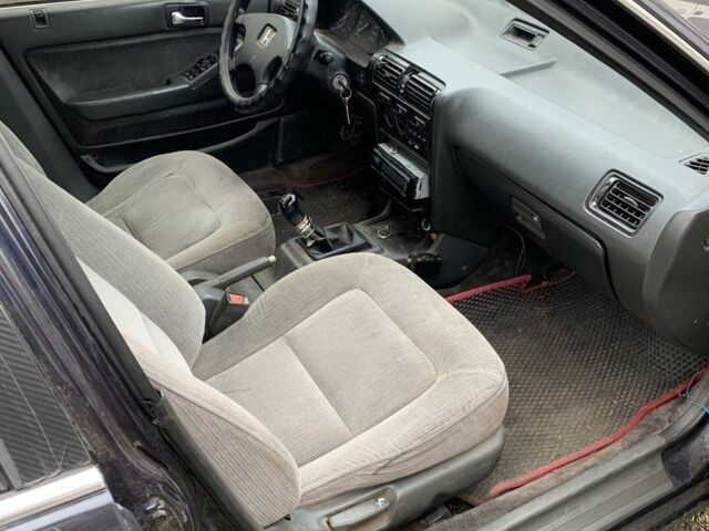 Синий Хонда Аккорд, объемом двигателя 2 л и пробегом 241 тыс. км за 666 $, фото 7 на Automoto.ua