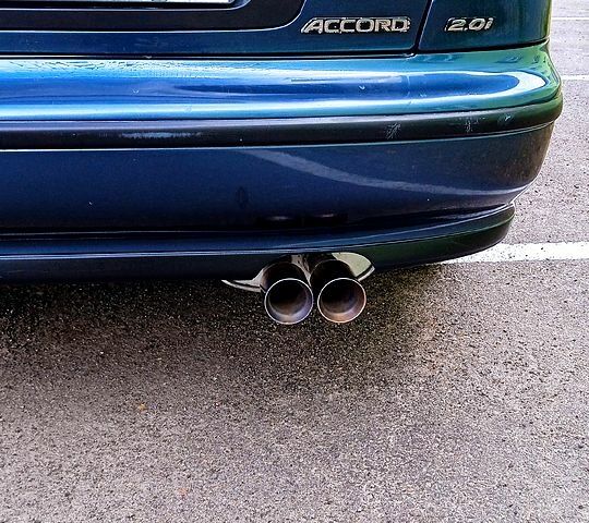 Синий Хонда Аккорд, объемом двигателя 2 л и пробегом 343 тыс. км за 3999 $, фото 8 на Automoto.ua